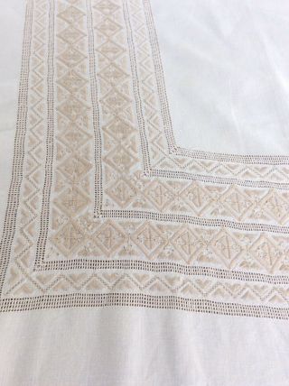 Large Vintage Madeira Hand Embroidered Linen Tablecloth 69 
