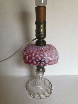 Fenton Art Glass Cranberry Opalescent Daisy Lamp With Clear Glass Base