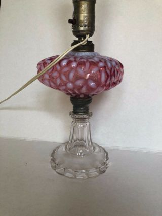 Fenton Art Glass Cranberry Opalescent Daisy Lamp With Clear Glass Base 4