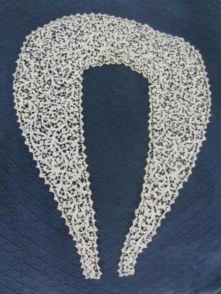 Antique cream lace ' shawl ' collar: hand made,  in 3