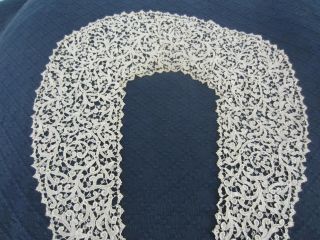 Antique cream lace ' shawl ' collar: hand made,  in 7