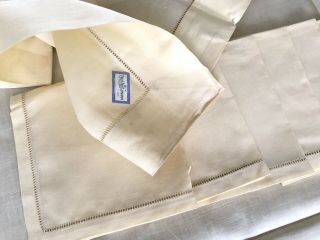 Vintage Pale Yellow Irish Linen 47x47” Tablecloth 6 X 11x11” Napkins