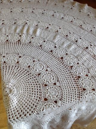 True Vintage Hand Made Crochet Cotton 70 " Diameter Large Round Lace Tablecloth