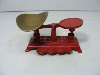 Vintage Small Miniature Cast Aluminium Balance Scale With Scoop.  Made In Usa