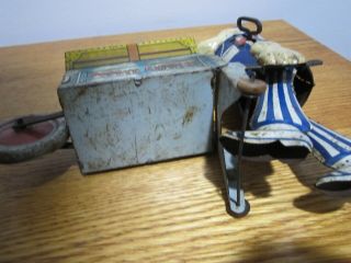 VINTAGE MARX POPEYE EXPRESS WIND UP TIN TOY FIXED PARROT and Pop UP PARROT 11