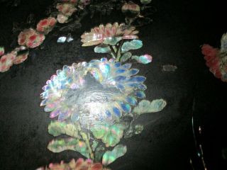 Vtg MOTHER OF PEARL Inlaid Wood Table Top ROOSTERS Chrysanthemum BLOSSOMS Rare 5