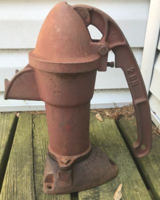 Vintage Cast Iron Farm Water Pump Antique Hand Pumps