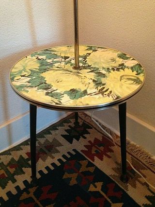 A VINTAGE 1960 ' s COMBINATION COFFEE TABLE WITH LAMP - MID - CENTURY MODERNIST RETRO 3