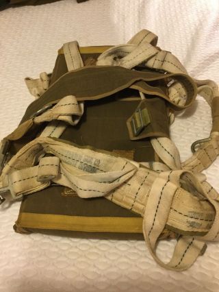 Rare WWII Paratrooper T - 7 Parachute Pack And Silk 8