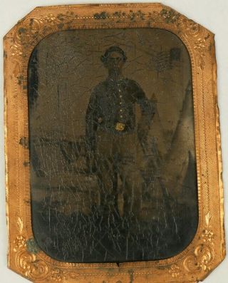 1/4 Plate Tintype Of Federal Cavalryman With Sword