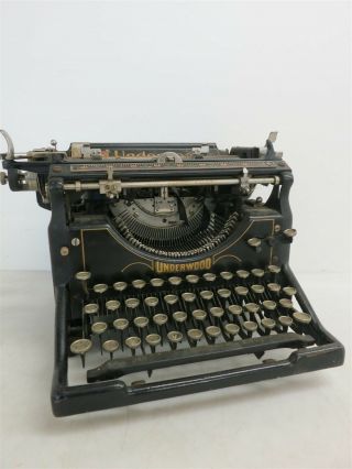 Vintage/antique Underwood Standard 25 Typewriter Black