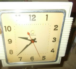 Vintage Telechron Bakelite Art Deco Electric Wall Clock Model 2h15s