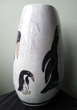 Vintage 1950 ' s Artist Signed Beers PINEWOLD Troy NY PENGUIN Porcelain ART Vase 3