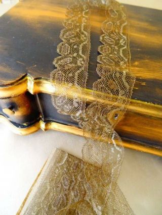 A Long Length 19th Century Gold Metallic Thread Lace Trim