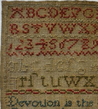 SMALL EARLY 19TH CENTURY VERSE & ALPHABET SAMPLER BY BESSY HOWITT AGED 8 - 1816 4