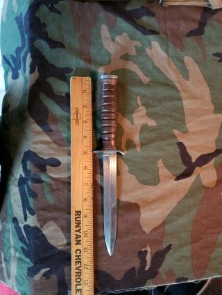 WW2 WWII US M3 Imperial Fighting Knife with US M8 B.  M.  CO.  Scabbard 7