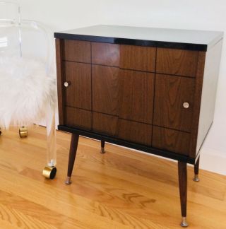 Vintage Mid Century Modern Lu Van Record Cabinet / Side Table / Bar