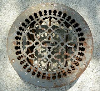 VINTAGE ROUND CAST IRON FLOOR REGISTER GRATE LOUVERED AND,  RESTORATION 2