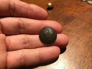 Dug 1 - Piece Eagle I Pre Civil War Coat Button