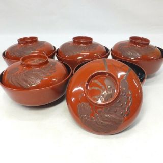H960: Japanese Old Lacquer Ware 5 Covered Bowls With Fine Shrimp Pattern