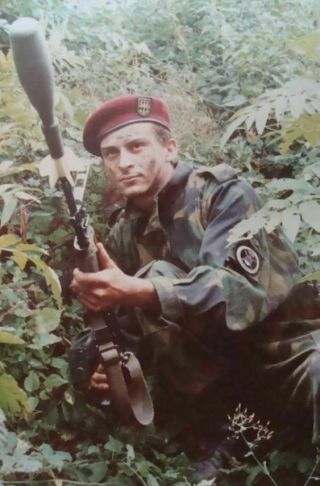 Yugoslavia Croatia Krajina KNINJAS Kapetan Dragan Serbian Paramilitary war beret 8