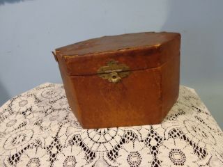 Antique Early Octagon Leather? Collar Box With Clasp,  5 Collars And 4 Buttons