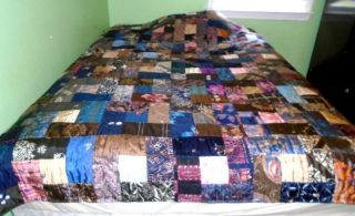 ANTIQUE CRAZY SILK QUILT RARE FIND 1930 ' S FULL/ QUEEN JUST DRY CLEANED 3