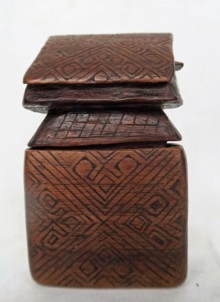 Wooden Timor Tribal Betelnut Container - Artifact Mid To Late 20th C