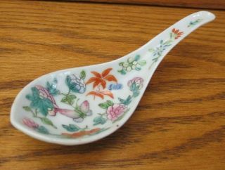 Antique Chinese Porcelain Spoon Nyonyaware Straits Famille Rose Butterfly L2