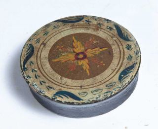 Antique Paint - Decorated Lacquer Ware Snuff Box