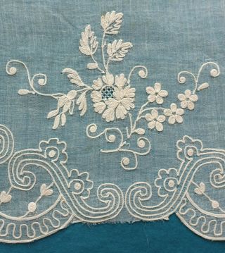 224 Cms Antique Whitework Embroidered Muslin Border - Projects