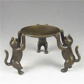 Ancient Asian Old Chinese Bronze Handmade Cats Plate Statue Oil Lamp Candlestick