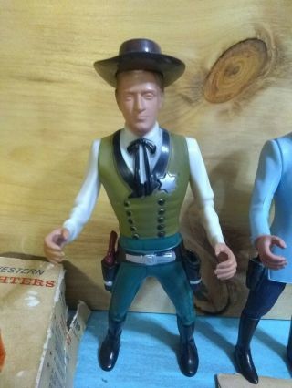 Vintage Wyatt Earp & Chris Colt Action Figures 8