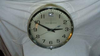 Vintage General Electric Model 2012 Glass Face School Wall Clock