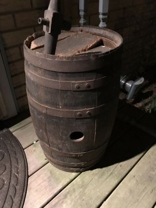 Vintage Antique Primitive Wooden 6 Metal Strap Powder Keg Beer Whisky Barrel 21”