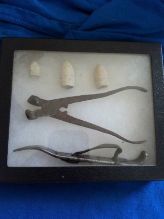 Civil War Bullets & Other Items Inside Display Box Found Around Gettysburg Pa