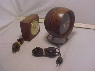 2 vintage wood case electric clocks Seth Thomas,  Chronopak 2