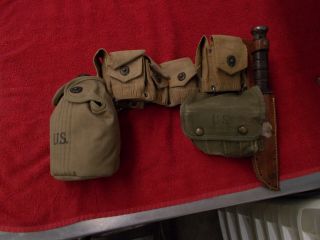 Military Belt With Usmc Ka - Bar Knife & Other Items " 1943 " Printed On Canteen