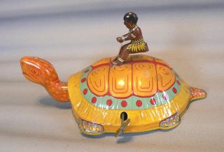 1930s Era J Chein Native Girl On Turtle Tin Litho Wind Up Toy 145