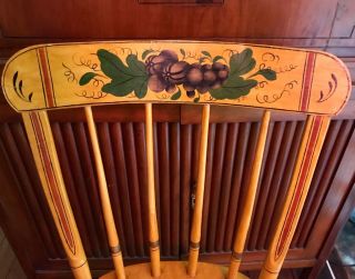Antique American Painted Spindle Back Fancy Windsor Chair c 1830 - 1850 34.  25” H 5
