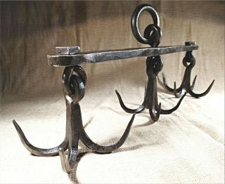 Antique Iron 3 Hook Hanger´s Anchor Grapnel Claw Farm Barn Old Tool