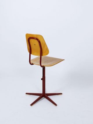 VINTAGE 1960 ' SWISS MADE HEIGHT ADJUSTABLE SCHOOL CHAIRS BY EMBRU 5