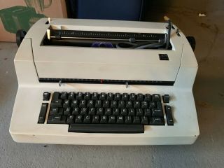Imb Selectric Ii Typerwriter