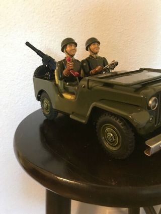 Vintage 1950s Battery Operated Army Jeep Tin Litho Made Japan By TN Nomura 3
