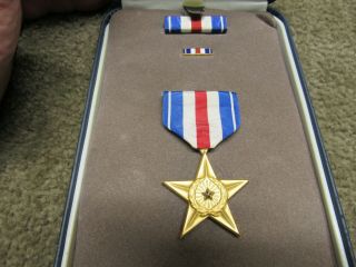 Us Silver Star Medal W/ Case Ribbon & Lapel Pin Full Size