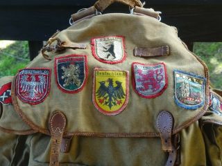 US VIETNAM ERA BACKPACK WITH RARE PATCHES 4