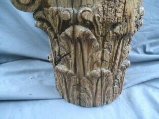RARE 17TH CENTURY OAK CARVED COLUMN TOP,  CARVED WITH LARGE LEAVES 3