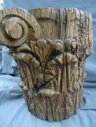 RARE 17TH CENTURY OAK CARVED COLUMN TOP,  CARVED WITH LARGE LEAVES 5