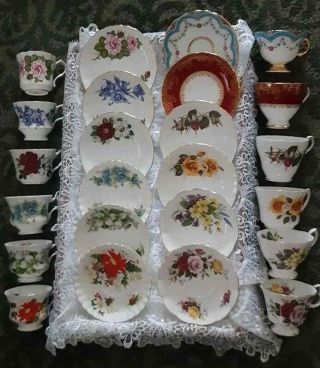 Lovely Vintage Set Of 12 Fine Bone China Cups And Saucers
