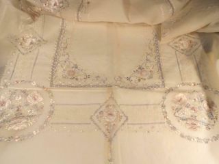 Vintage Tablecloth W/12 Napkins Extraordinary Embroidery On Organdy 70 " X108 "